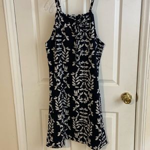 Cute Crown & Ivy dress